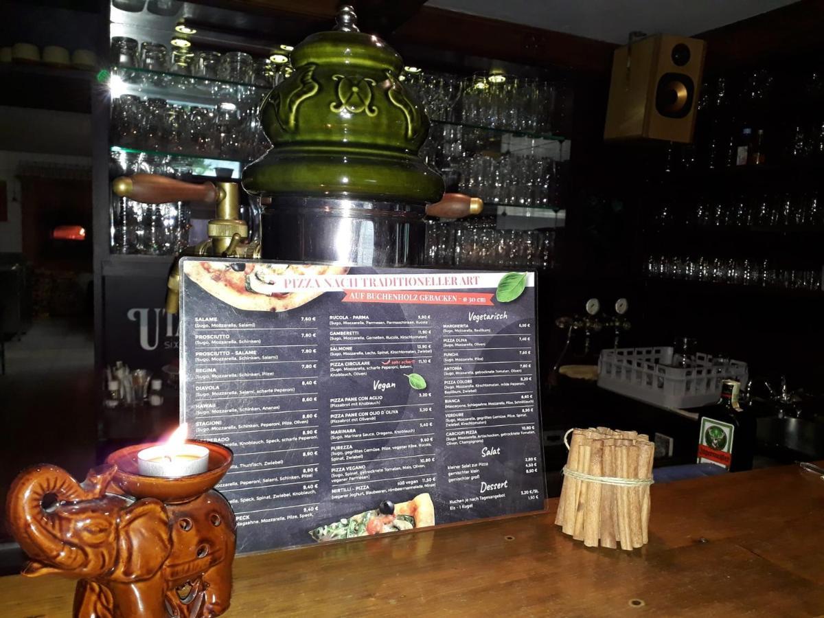 Pizzeria A Penzion Banderas Bayerisch Eisenstein Kültér fotó